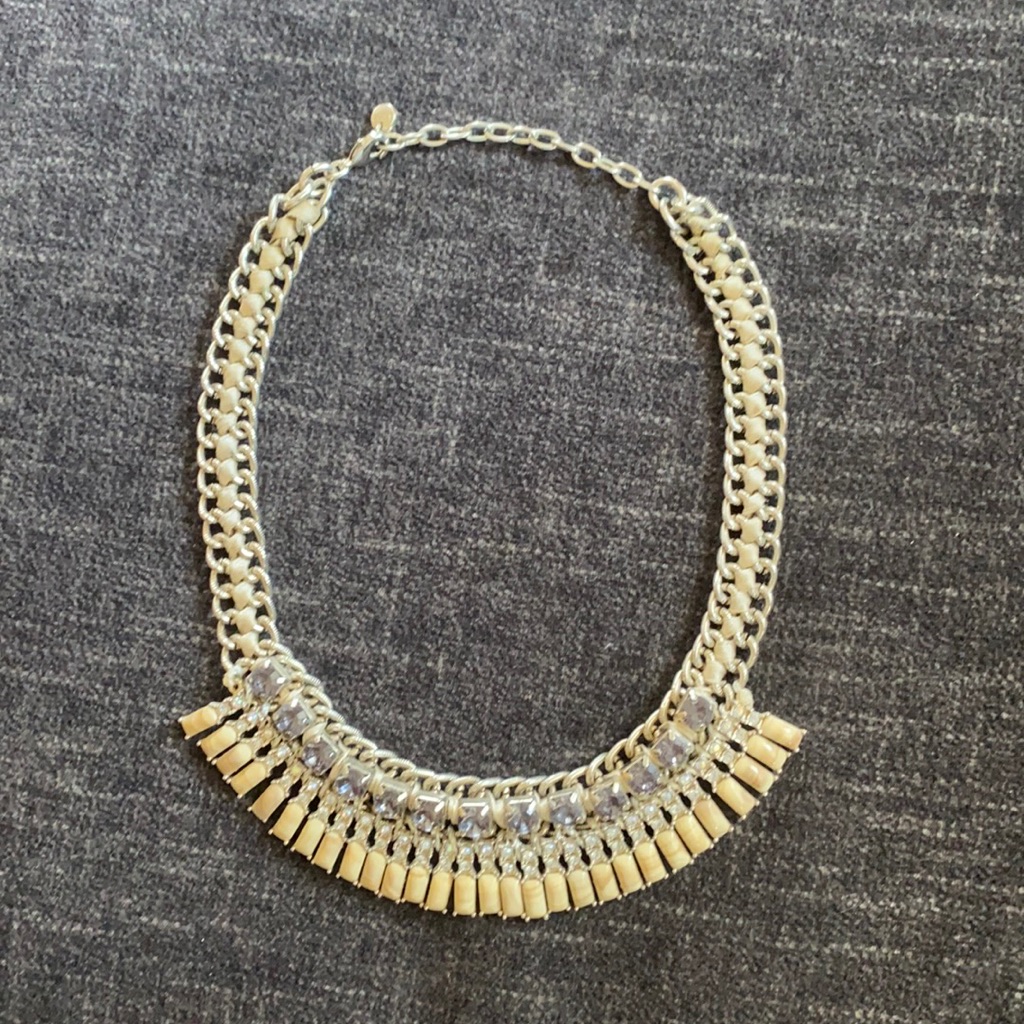 Loft Statement Necklace 5$